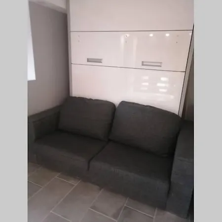 Apartment Motte A 2 Pas De La Plage. *