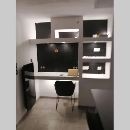 Apartment Motte A 2 Pas De La Plage. La Grande-Motte